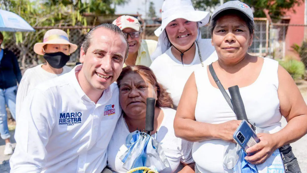 Mario Riestra promete empoderamiento económico para las mujeres poblanas